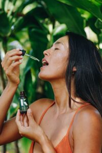 How to take CBD and CBG Oral Tinctures